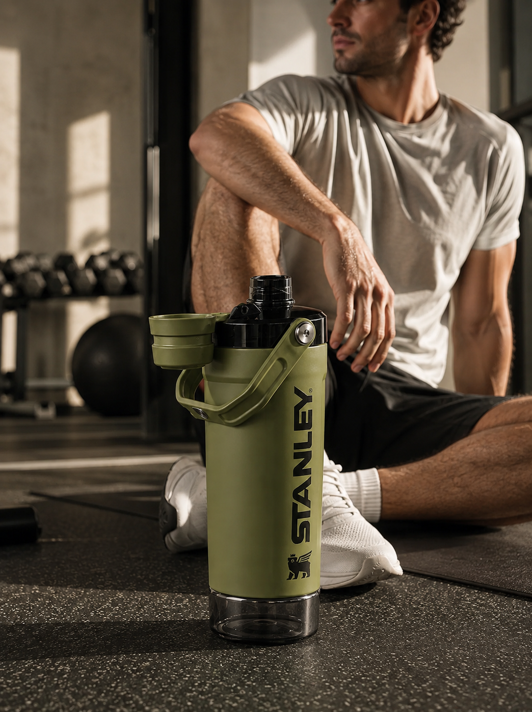 Termo Stanley Activate Shaker 20 oz Dried Pine