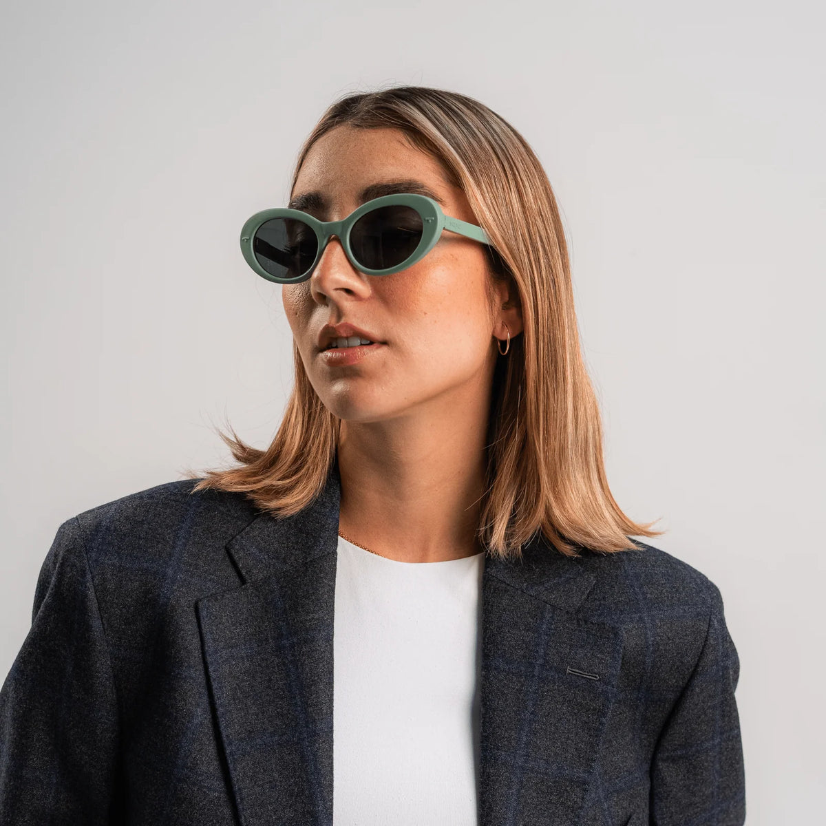GAFAS MANHATTAN OLIVIA GREENWOOD GRIS